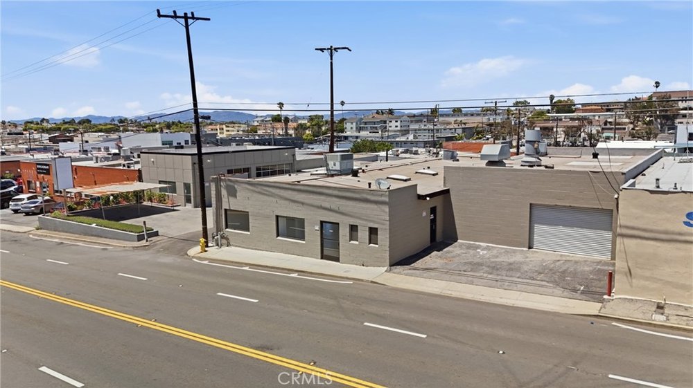 Aerial view of 717 E El Segundo Blvd, El Segundo, a commercial property listed by Riley Eastman